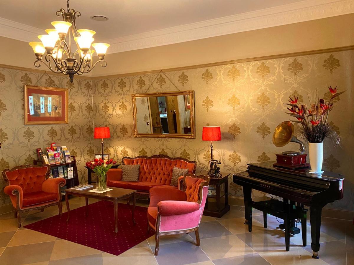 Bli Bli House Riverside Retreat Twin Waters Esterno foto