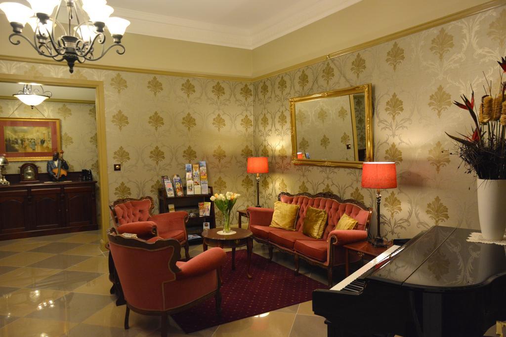 Bli Bli House Riverside Retreat Twin Waters Esterno foto