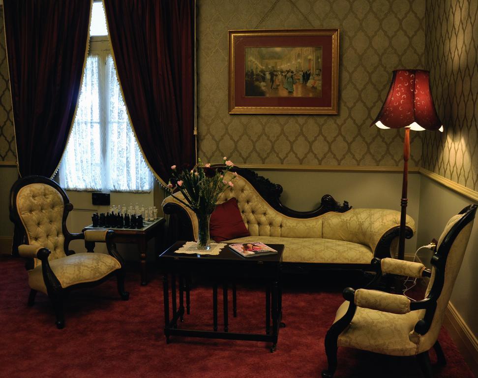 Bli Bli House Riverside Retreat Twin Waters Esterno foto