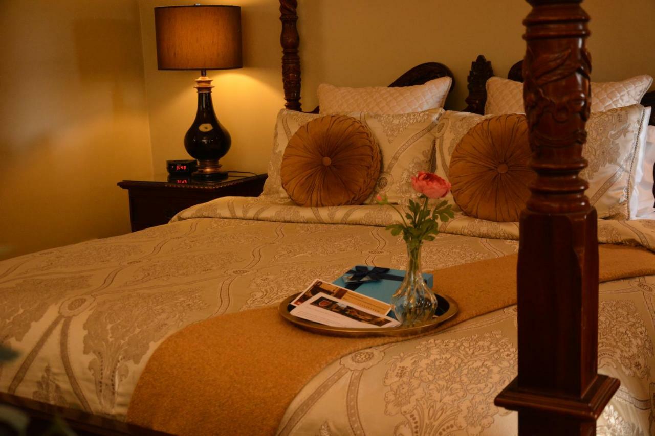 Bli Bli House Riverside Retreat Twin Waters Esterno foto
